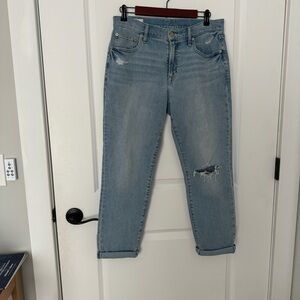 GAP Mid Rise Distressed Girlfriend Jeans from this season! Sz 6/28 LIKE NEW